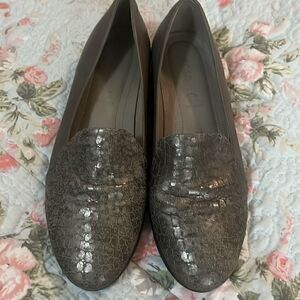 Ecco leather flats 